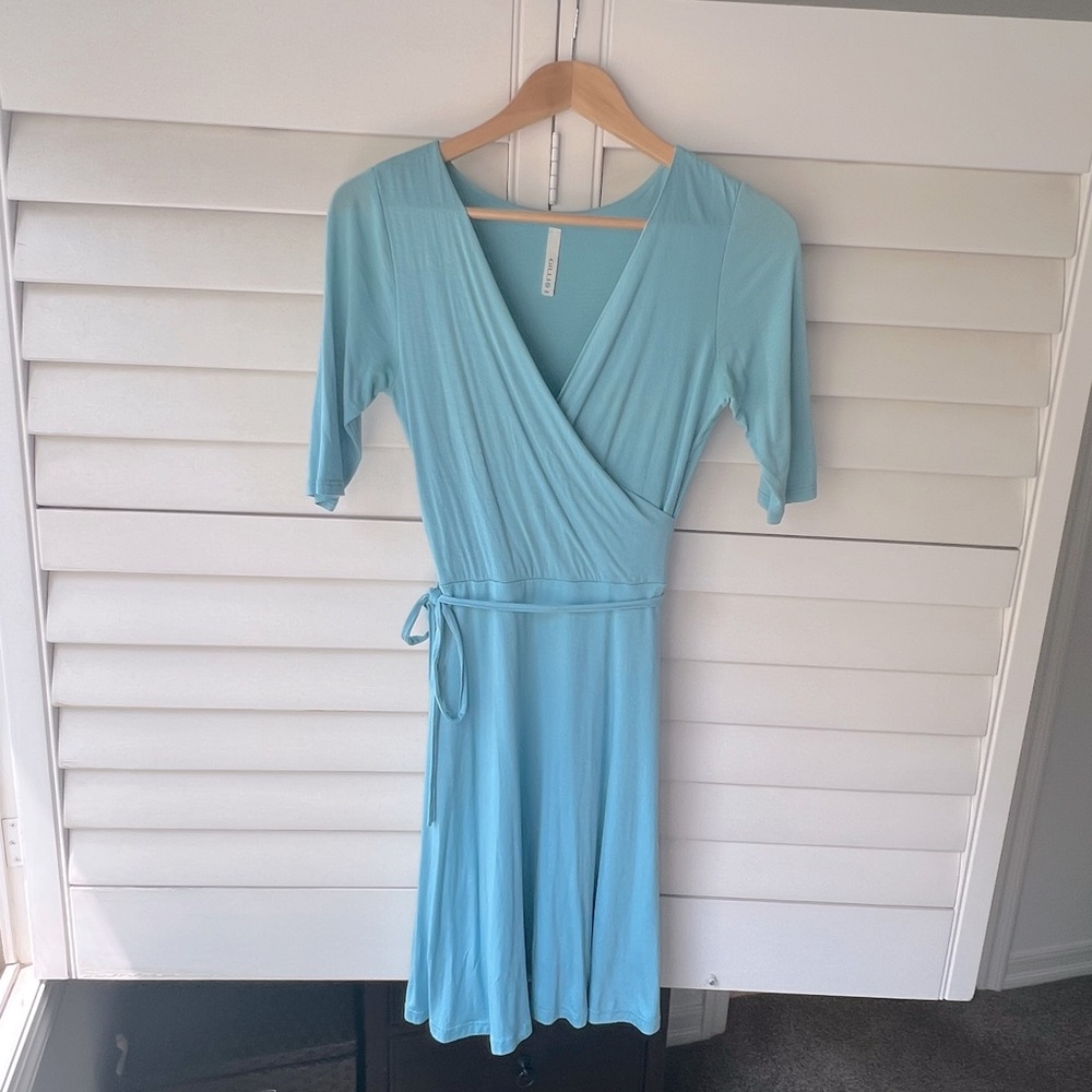 ModCloth faux wrap jersey midi dress. Like new.